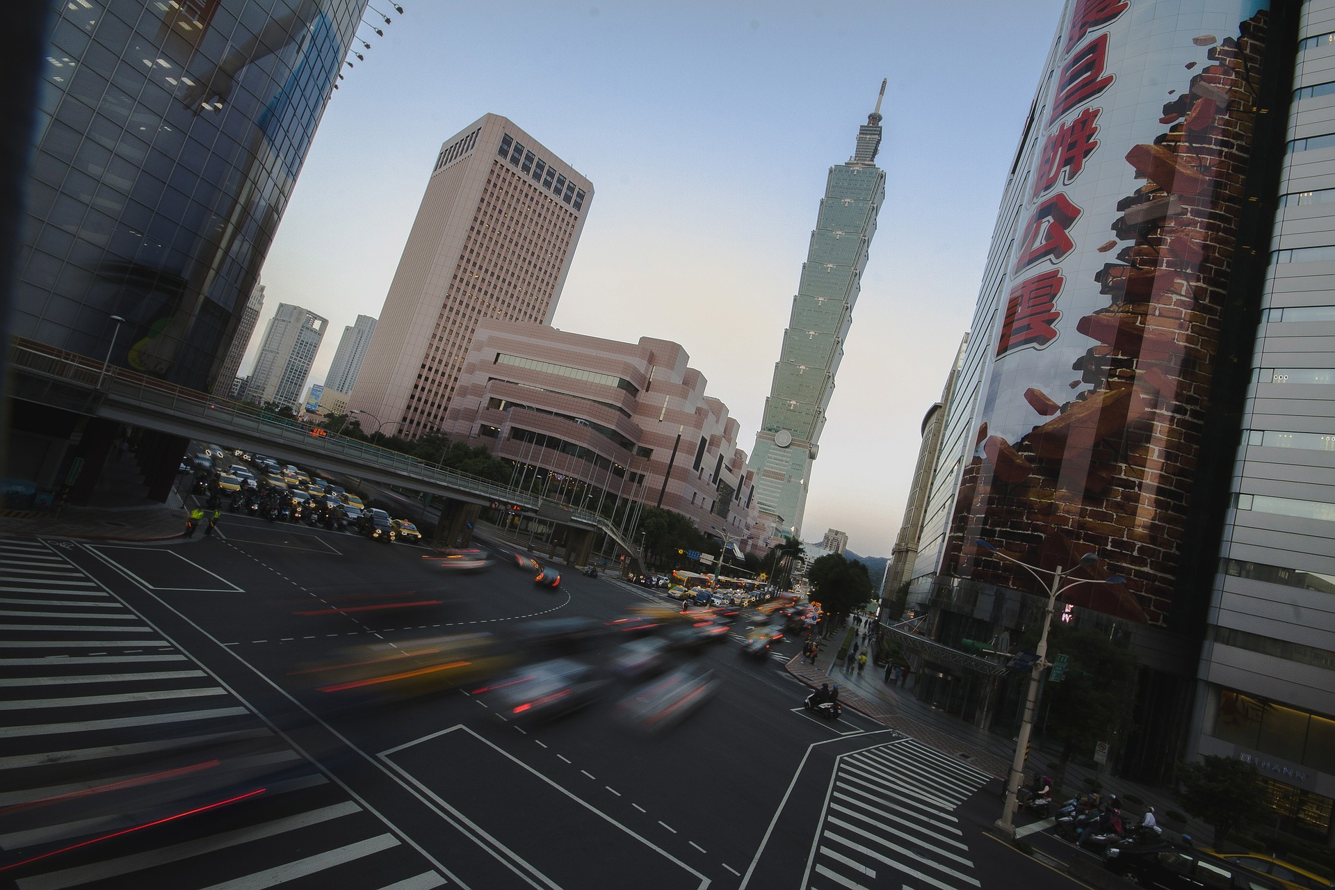 Taipei 101 Traffic