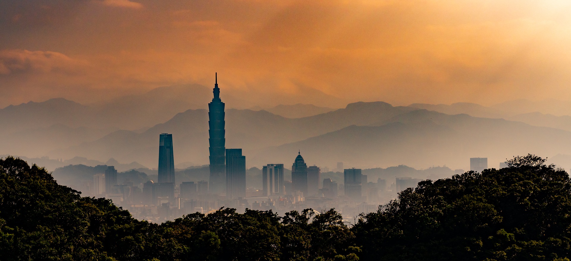 Taipei City Skyline