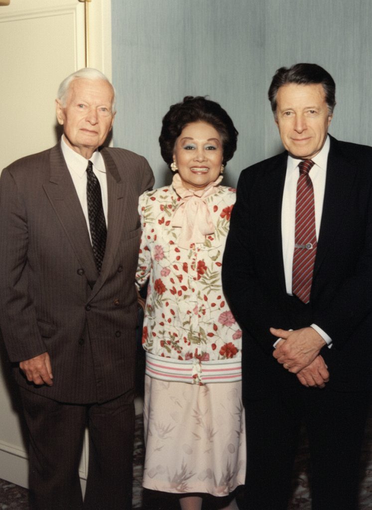 Caspar Weinberger and Anna Chennault in 1991